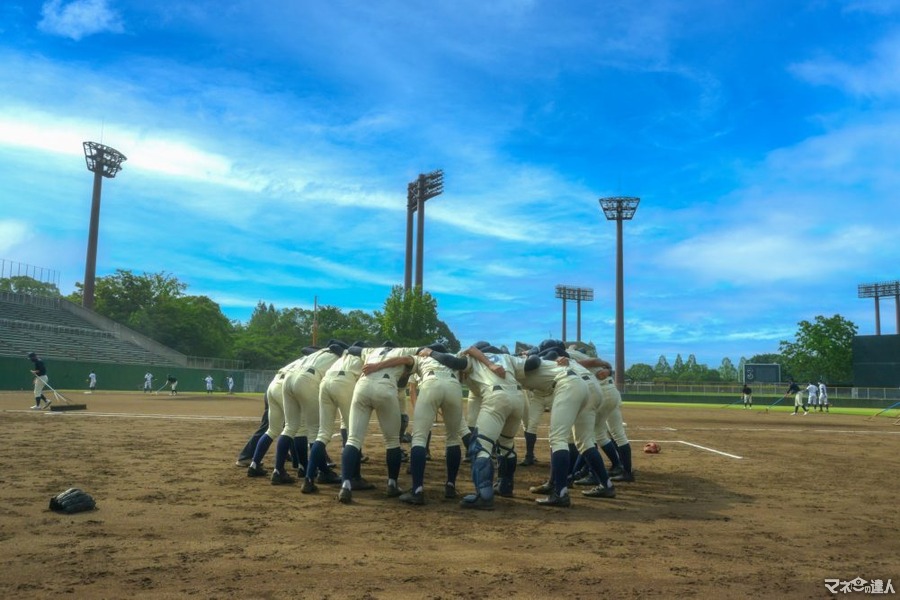 中学生と高校生、部活動にかける費用の違いは？実際にかかった費用を野球部母が徹底解説