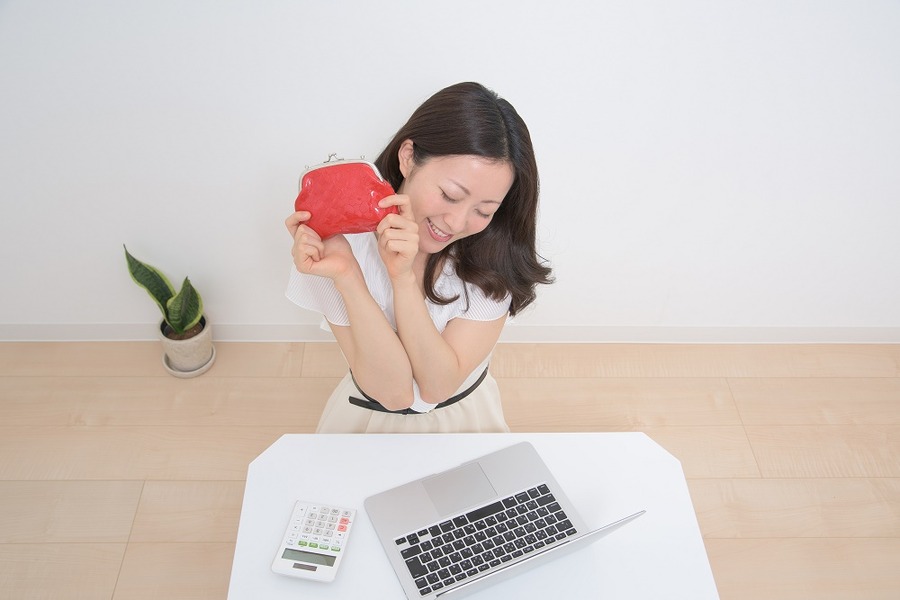私が1,000万円貯められた4つの理由をこっそり教えます。