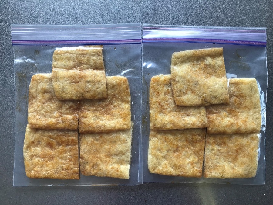 袋にめんつゆを入れて冷凍保存する