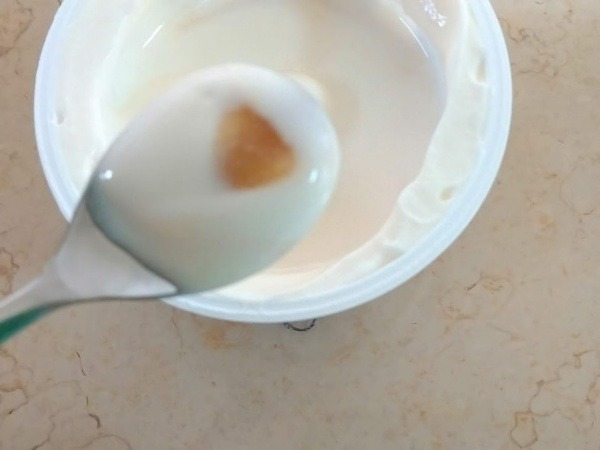 スプーンで少し混ぜてから食べるほうがいい