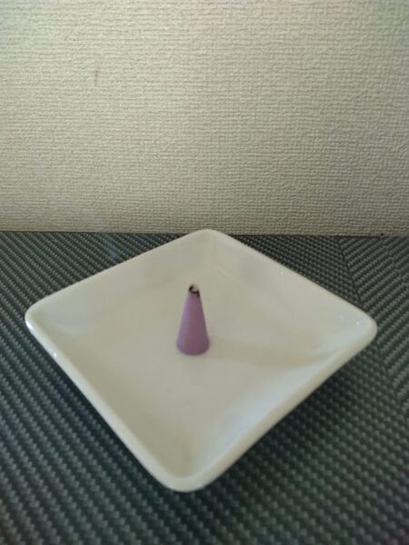 つまりコーン型のお香