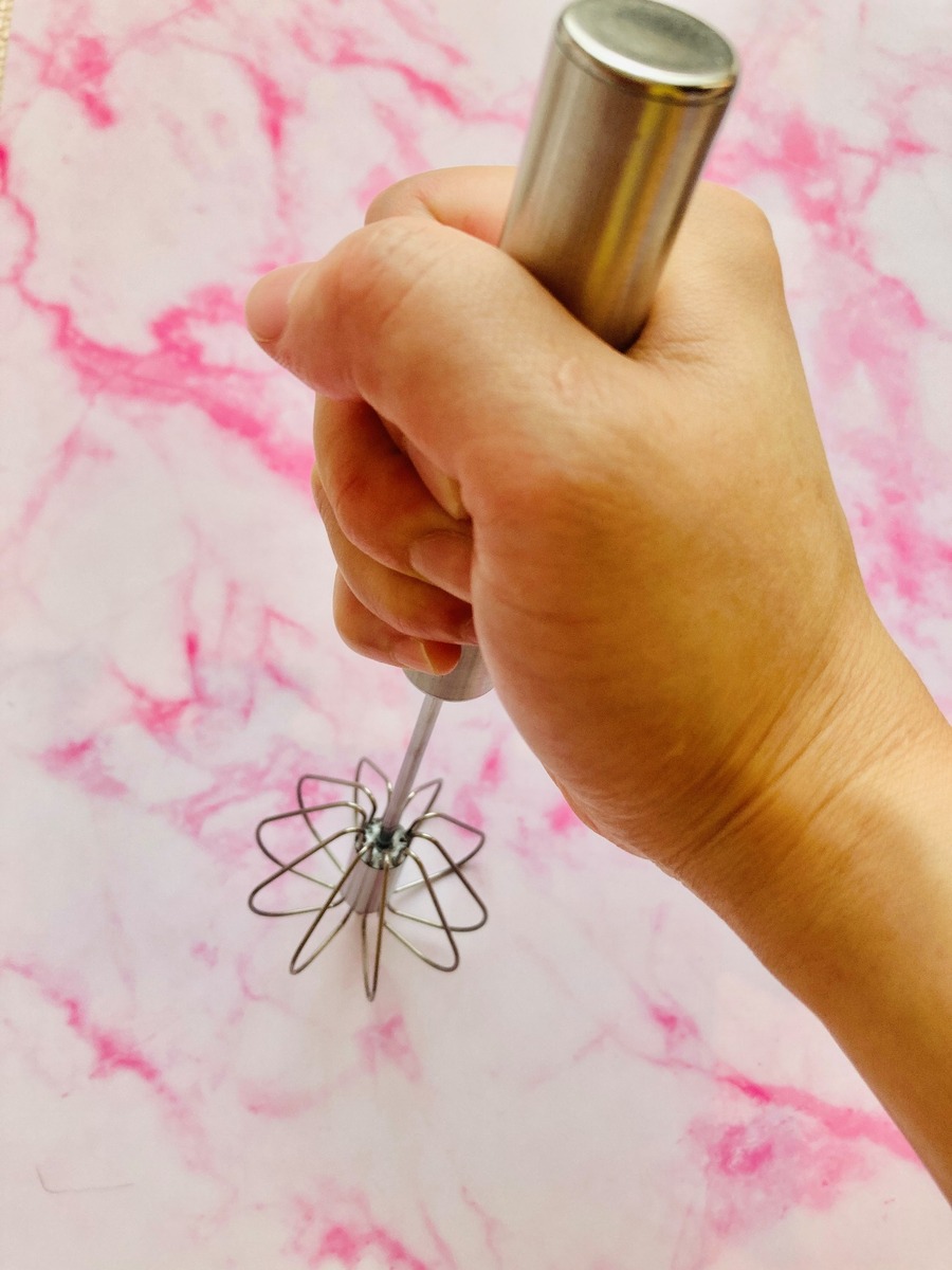 半自動でヘッド部分が回るようになっています