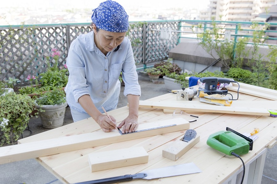 「DIY」と「既製品」どっちがオトク？　～テレビ台を自作してみた～