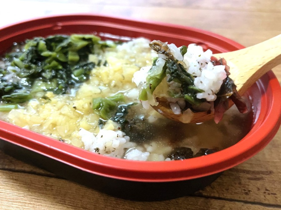 つめたい出汁をかけるのも美味
