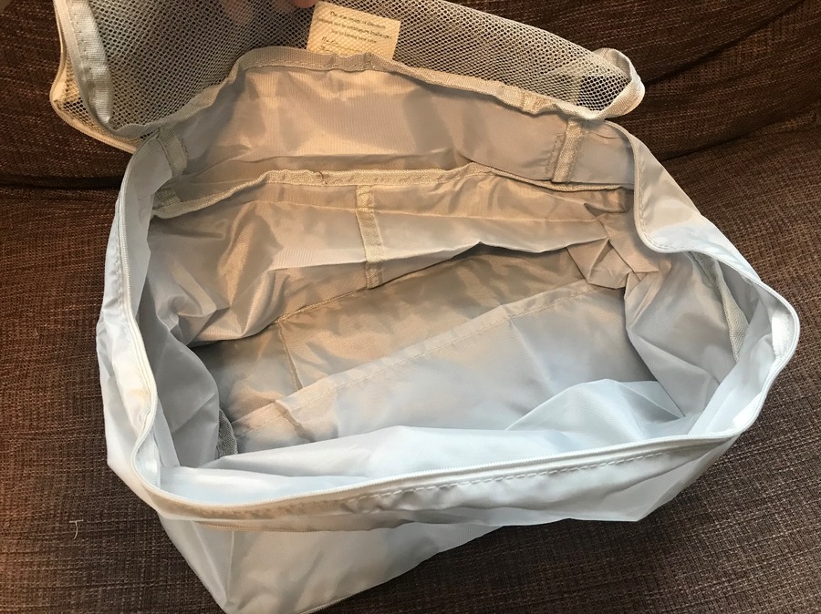 先程と同じ量の衣類を入れます