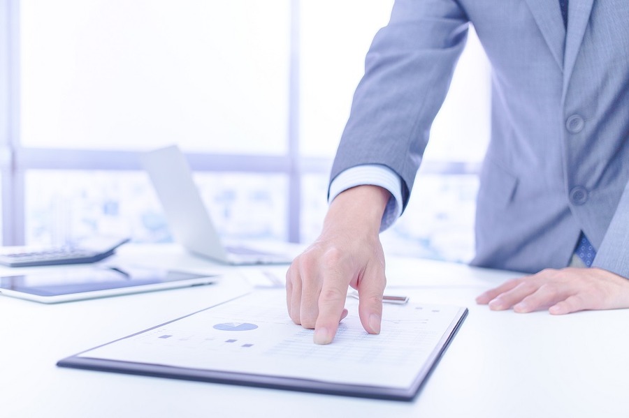 【人気のREIT(リート)投信】円高の今こそ中長期での投資に妙味　選び方のコツを教えます。