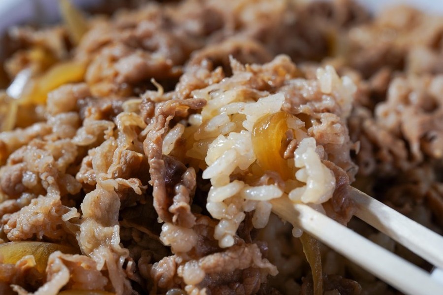 おいしい牛丼をお得に食べ続けたいが…