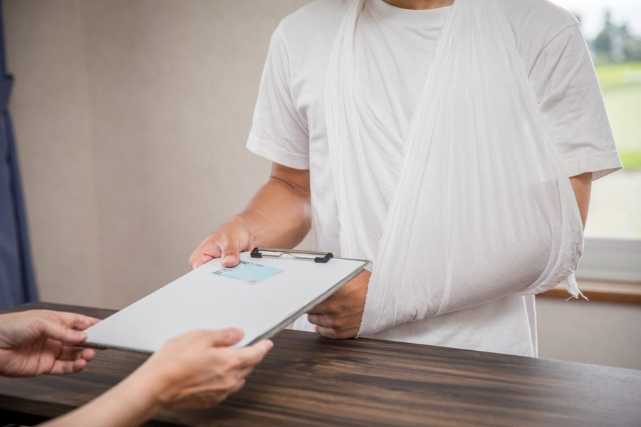 労災で休業補償給付を受ける