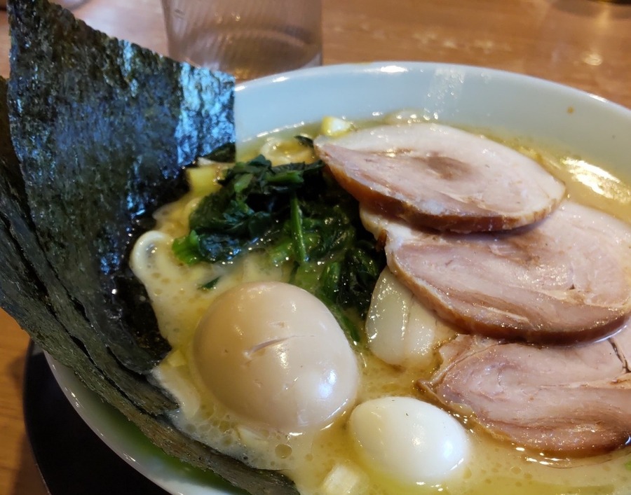 町田商店で11月3日はラーメン1杯800円 → 500円「感謝祭」 注文方法・注意点