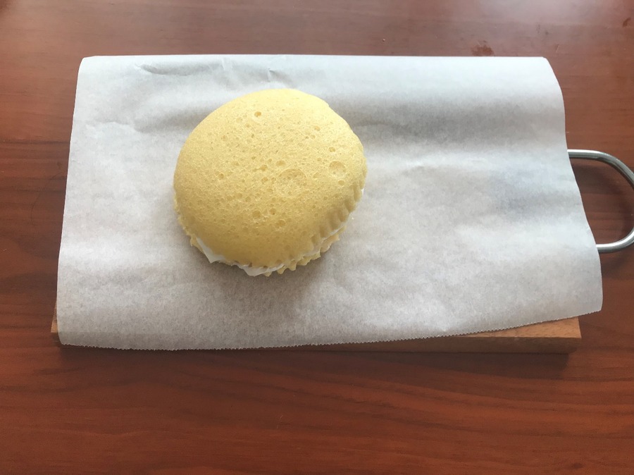 蒸しパンを重ねます
