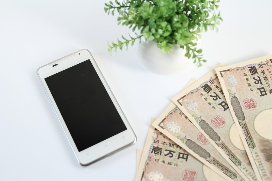 大手キャリア信者の夫が格安SIMに乗り換えた理由は？通信費が年間5万円以上安くなる可能性あり