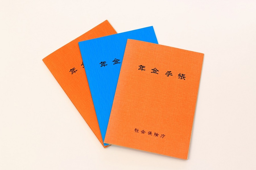 【徹底解説】遺族年金がいくら受け取れるか複雑でわからないあなたへ…立場別で条件など詳しく解説します。