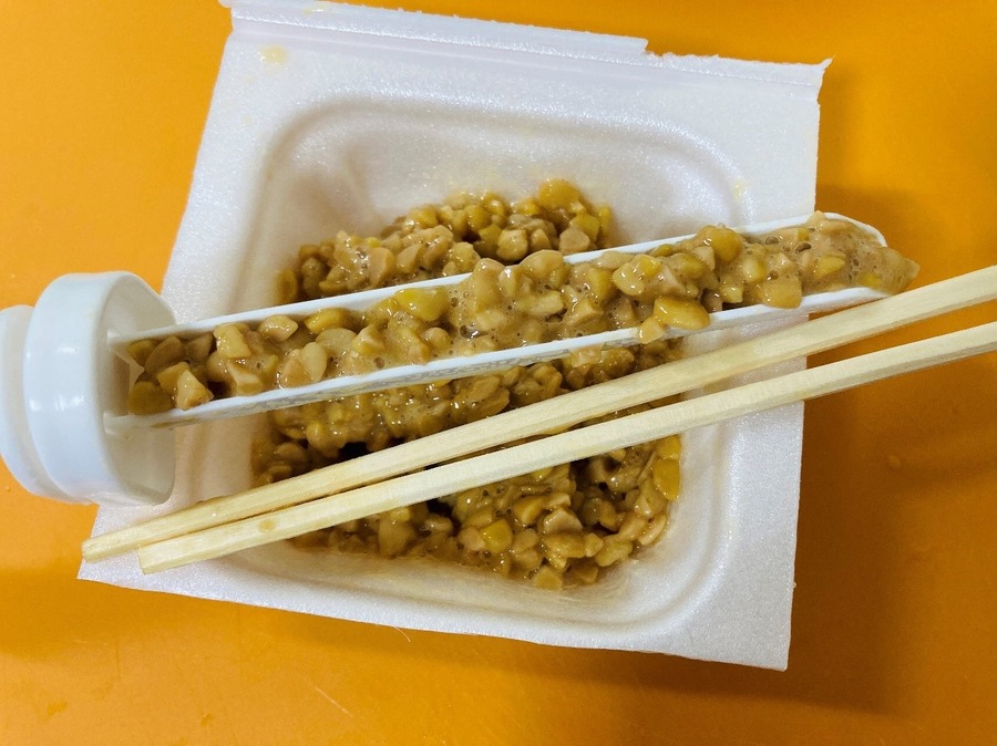 ダイソーグッズで簡単！おにぎりとちくわをおいしく楽しくデコる弁当作ります（制作費120円～）