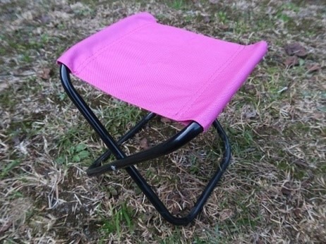 キャン★ドゥ「バッグ付き折りたたみ椅子」 他製品比較・コスパ検証、おすすめの使い方