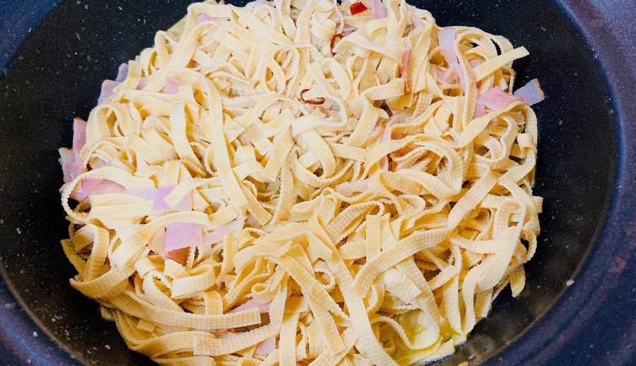 【お正月太りが気になる】低糖質でヘルシーな「豆腐皮スライス」で作る　1人分170～270円台の絶品ダイエットレシピ