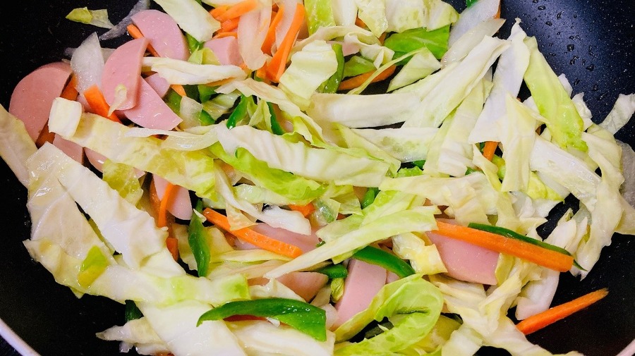 【お正月太りが気になる】低糖質でヘルシーな「豆腐皮スライス」で作る　1人分170～270円台の絶品ダイエットレシピ