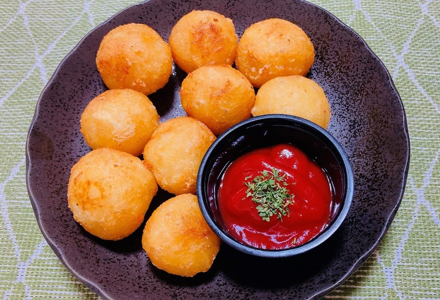 【1人分100円台】セリアの調理ツール「ふりふりご飯ボール」のアレンジレシピ