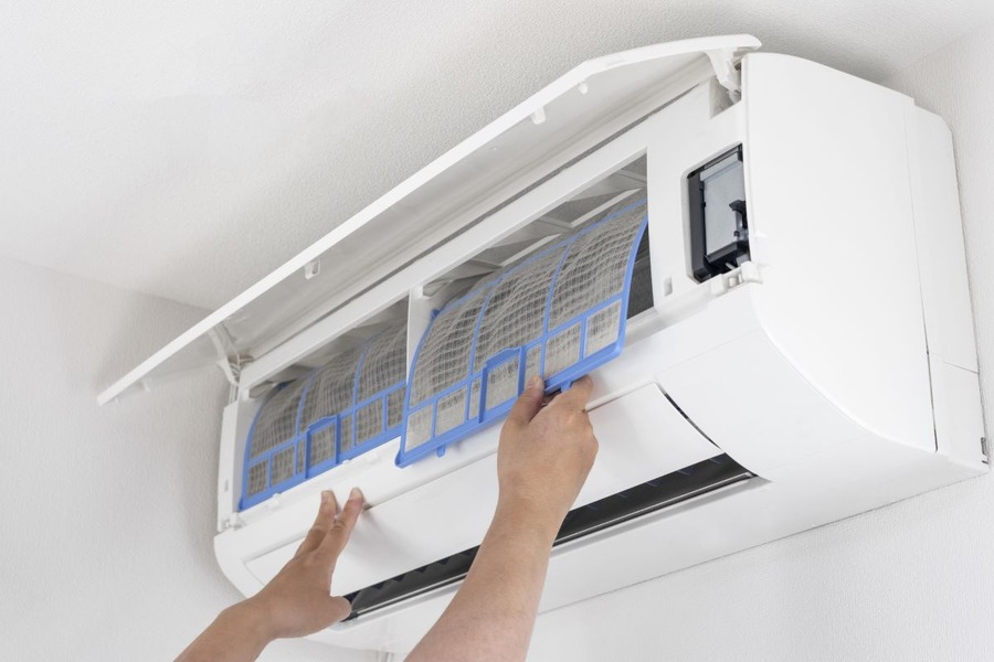 エアコンの電気代は冬が高い！暖房費節約7つのポイント　電気代を削減できるエアコンの使い方とプラスαご紹介