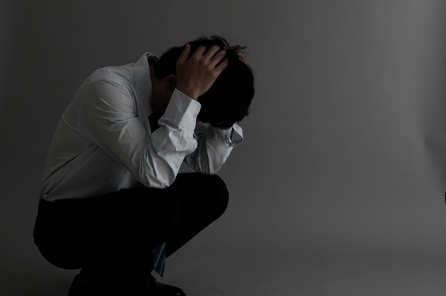 「長時間労働で精神的につらい方」が知っておきたい社会保険の活用法