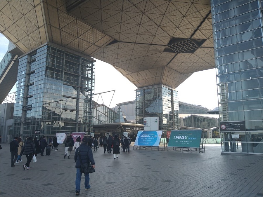 「プログリットの成長の理由は？」「今の株価は？」「本田圭佑氏はどんな人？」代表取締役社長 岡田祥吾氏にインタビュー