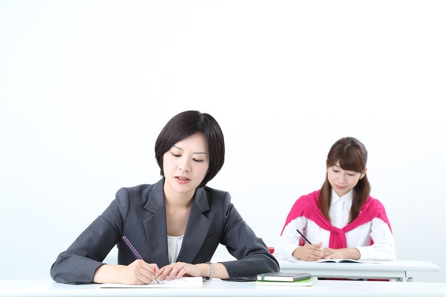 その資格、「死格」になってない？　早く身につけ、すぐお金に変える勉強をしましょう