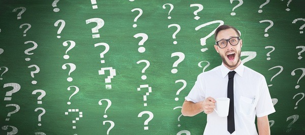 最近、給与は上がらないのに、なぜ公務員の給与だけ引き上げされるのか？
