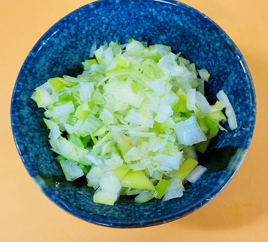 プチプラ食材を使って節約！なんちゃって贅沢レシピ3選　北京ダック風、エビチリ風など【 1人120～207円】
