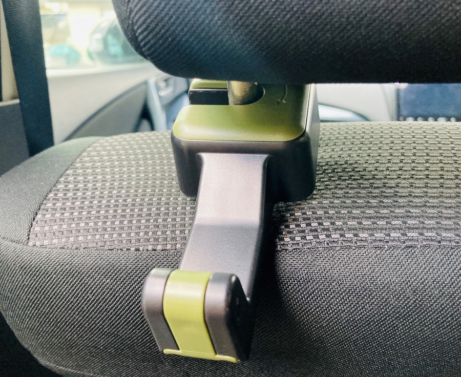 ダイソー・セリアのカー用品110円がお値段以上の神アイテム！おすすめ3選で使用レビュー