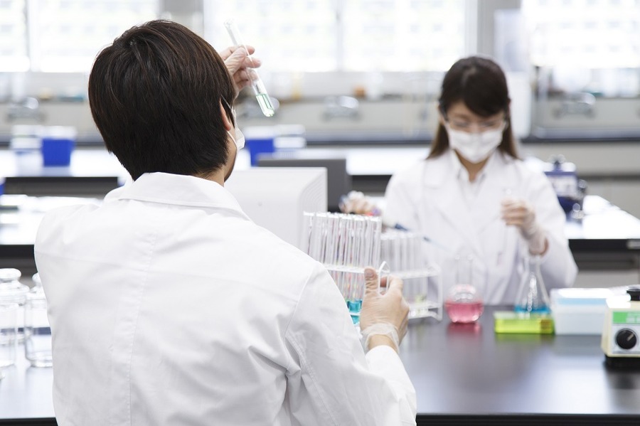 売り叩かれていた「バイオ株」に盛り上がりの兆し　本命として外せない2銘柄