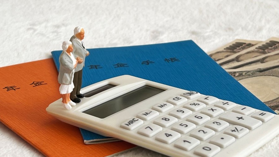 老後の「年金繰り下げ」にあたっての注意点とは？65歳の年金請求時までには決断すべき3つの判断基準