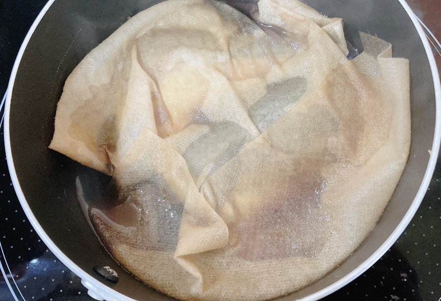 【ニトリVSセリア】洗えるキッチンタオルって正直どうなの？　強度や使い心地、コスパを徹底検証