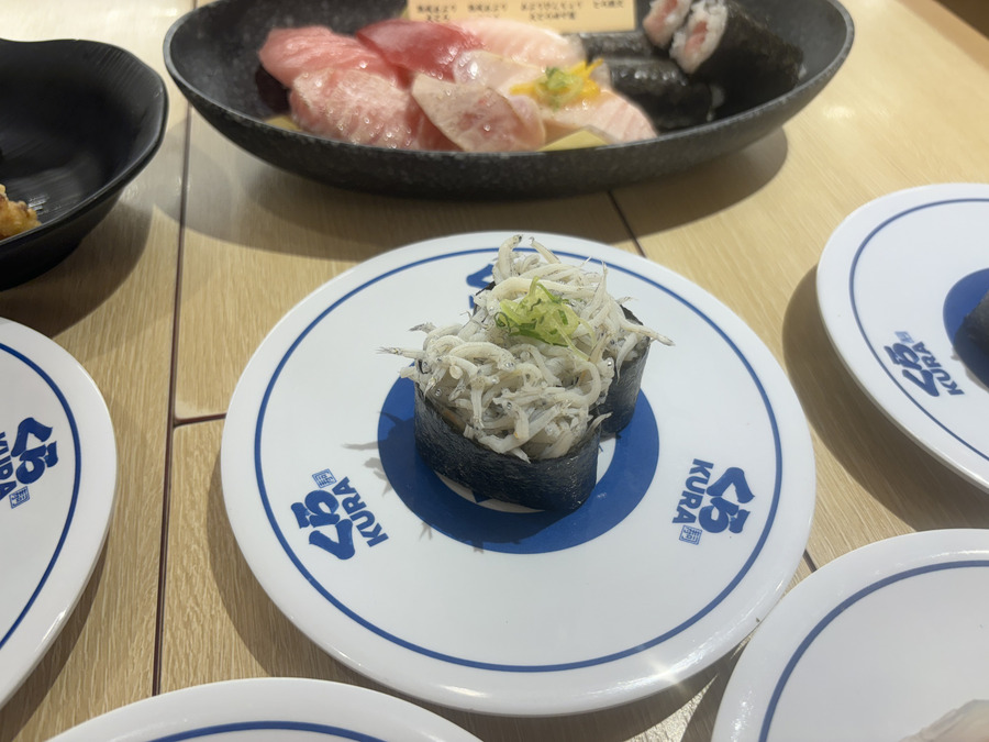 ちいかわコラボが再び！3/8からくら寿司が熱い！「大とろと愛媛県フェア」も同時開催