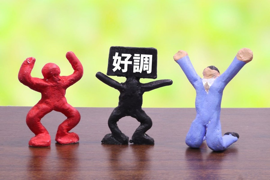 花粉症対策「やめて症状とお財布がラクになった」私の体験談4選