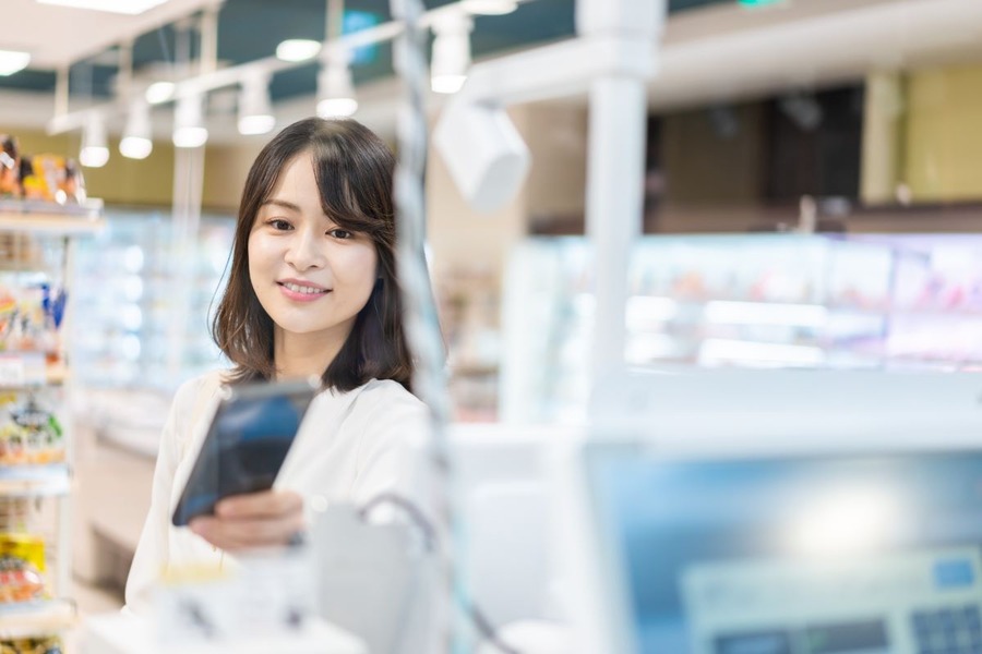 コンビニから「おにぎり100円セール」がなぜ消えたのか？お得にコンビニを利用する代替策も紹介