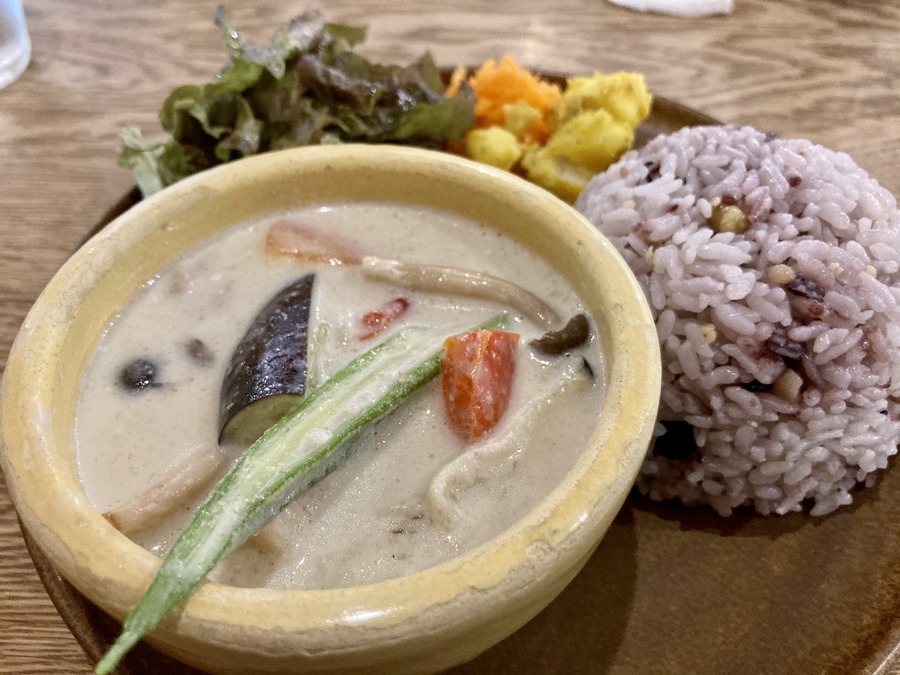 無印良品のカレーが40円値下げ！　25日までは10%引き、ローソンで買えば7%還元
