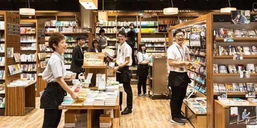 【図書カードが使える意外なお店・商品を紹介】書店以外、本以外でも使える場合あり