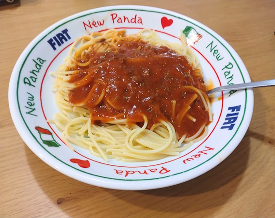 自炊のマンネリ解消！ダイソー調味アイテム　揚げずにできる王将酢豚の素、アレンジ自由なミートソースなど6選　