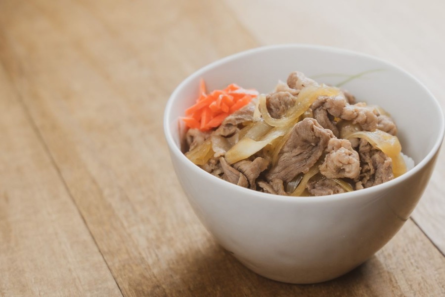 【吉野家】4/8まで！春休みに助かる「お子様割」松屋のまとめ買い・すき家のSukiPassとどっちが得？