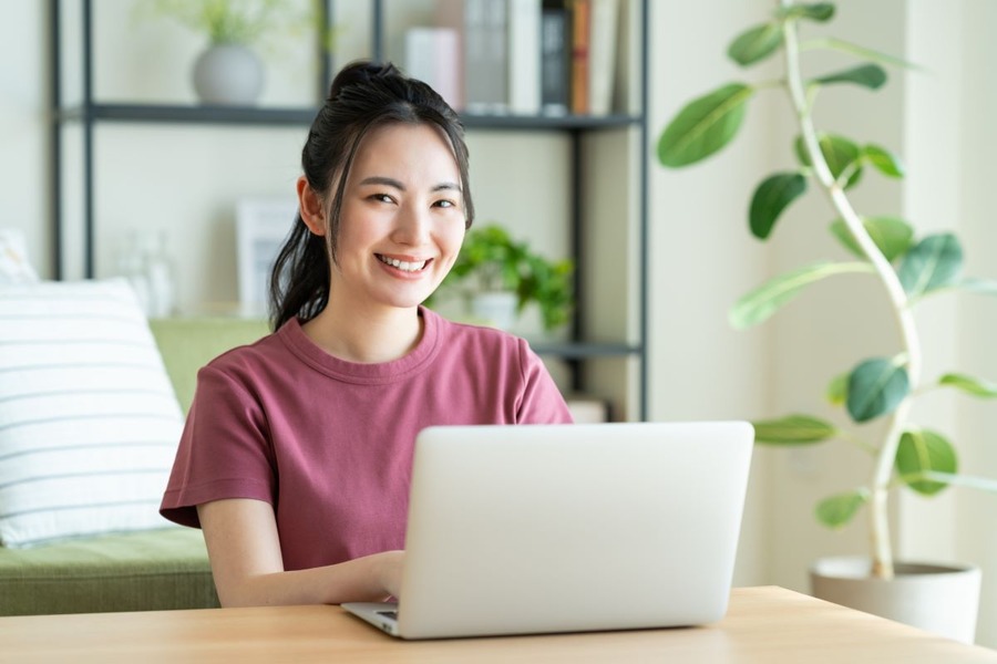 副業で10万円を稼ぐ人は副業人口の◯％　難易度と稼ぎ方例、ヒントをご紹介します
