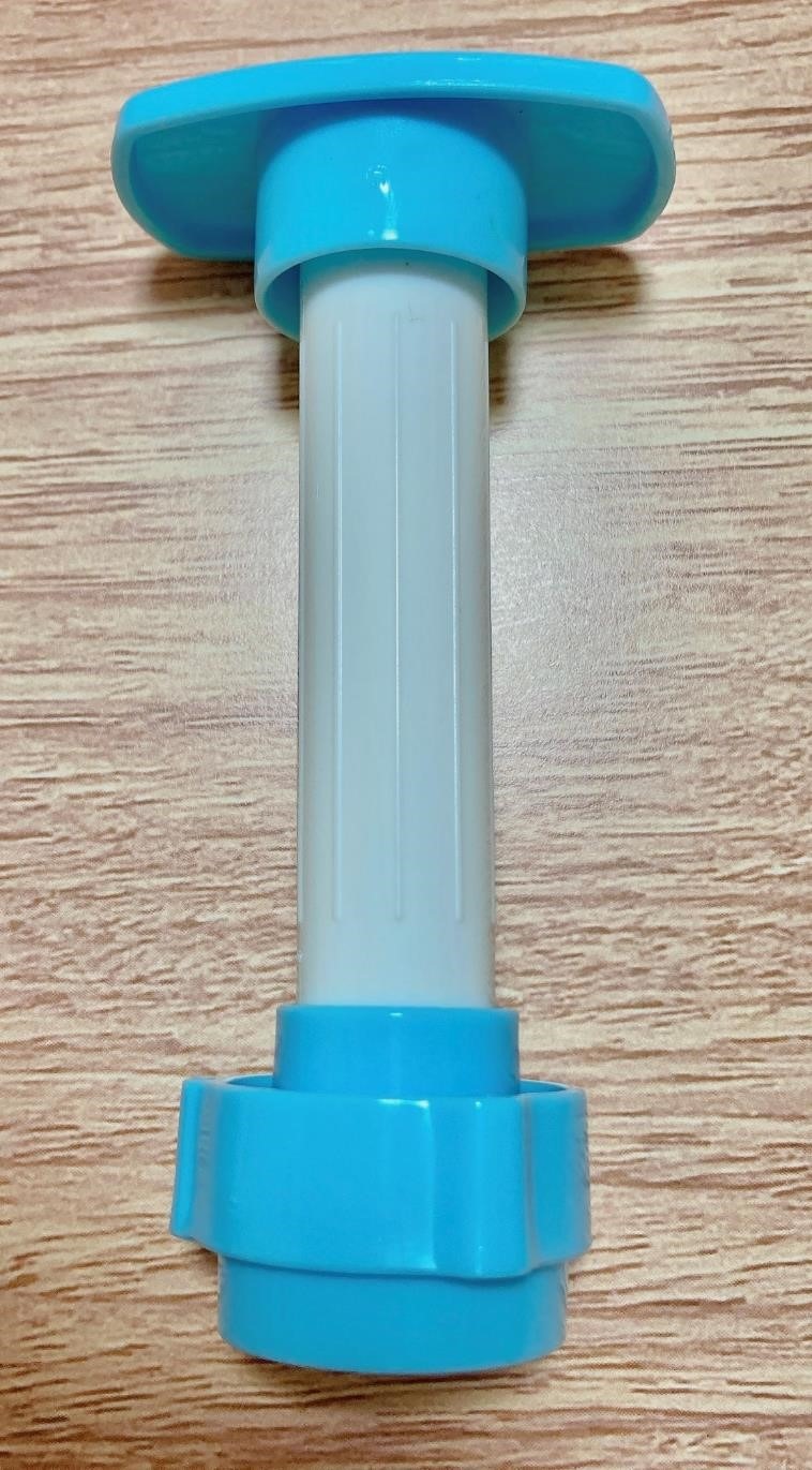 ダイソーの「炭酸を逃がしま栓」について徹底検証　12時間、24時間、30時間後もプシューは聞けるか？