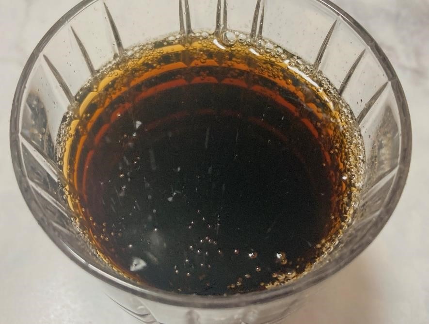 ダイソーの「炭酸を逃がしま栓」について徹底検証　12時間、24時間、30時間後もプシューは聞けるか？