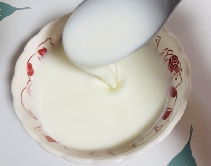 材料2つだけで作れる　無限に食べられる自家製カスピ海ヨーグルト