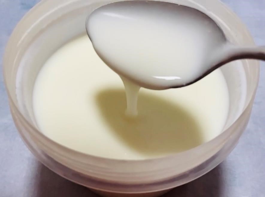 材料2つだけで作れる　無限に食べられる自家製カスピ海ヨーグルト