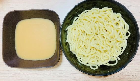 【ラ・ムーの冷凍食品4選】オール100円台で超お得！味や量、コスパに注目レポ