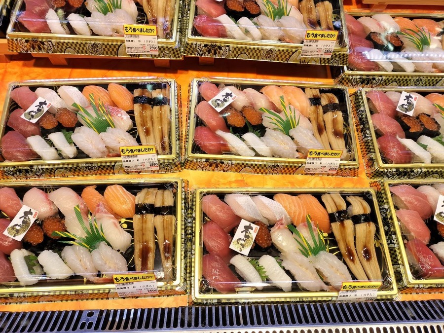 ロピアの美味しさとコスパに関する10の秘密　中の人にインタビューしたら「食のテーマパーク」へ今すぐ行きたくなりました