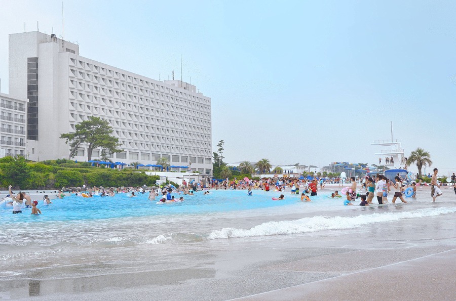 大磯ロングビーチ、2024年シーズン（7/6-9/16）新サービス発表　「チケット料金変動制」導入、全長140mのウォータースライダ！！