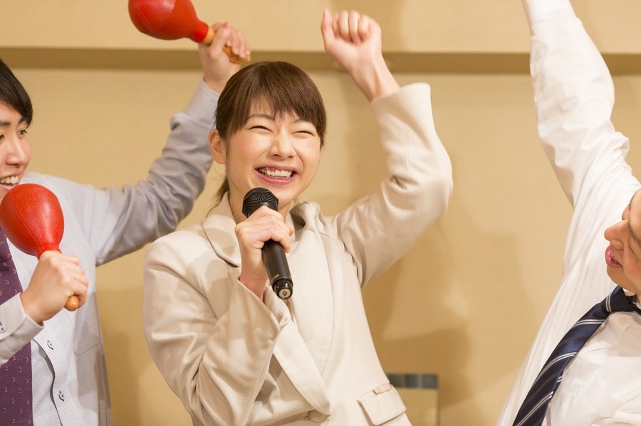 今のカラオケボックスは歌って踊れるだけじゃない　～充実したサービスに注目してみました～