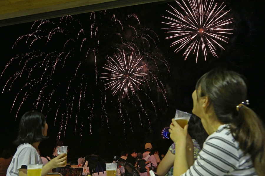 7/27-8/31マザー牧場で夏の夜を満喫！土日祝お盆サマーナイトファームで花火開催、大人800円小人400円