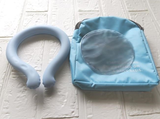 猛暑！キャンドゥ商品クールネックリング「ケース」330円の実力は？ひんやりを保てるかレポ