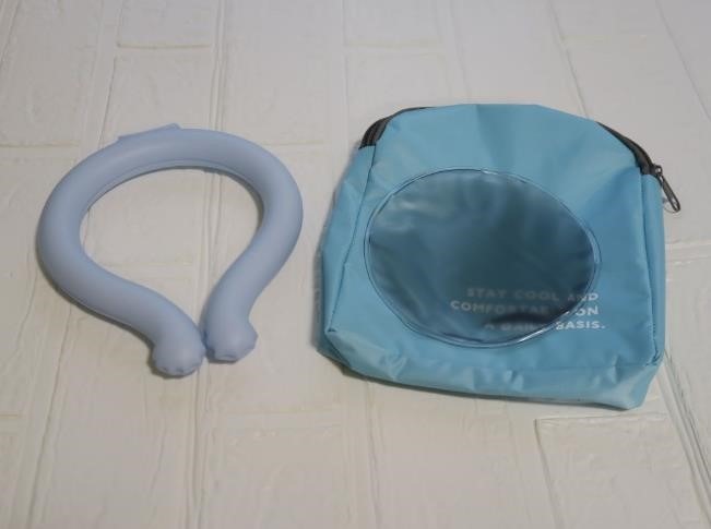 猛暑！キャンドゥ商品クールネックリング「ケース」330円の実力は？ひんやりを保てるかレポ